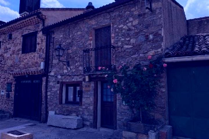 Jade, 28 — Escort in Villavieja de Yeltes, Spain