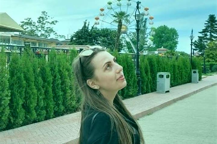 Jade, 28 — Escort in Vinogradnoye, Ukraine