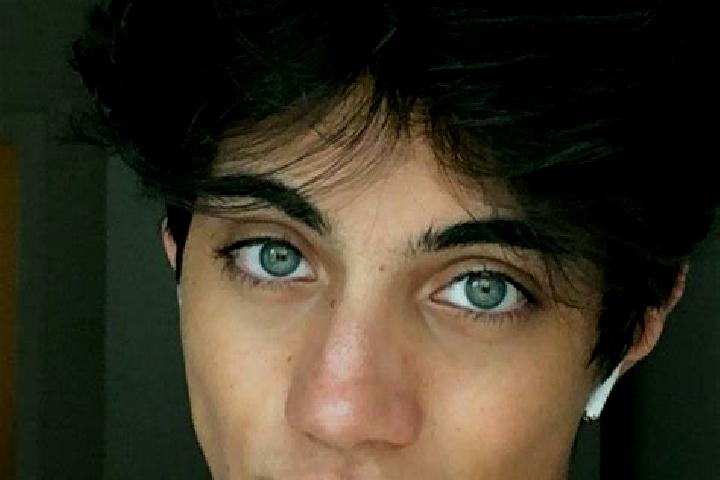 Jade, 29, a chestnut grey-eyed caucasian companion based in Menzies. Offering Domination, Couples, Roleplay. Available for incall and outcall, day and evenin...