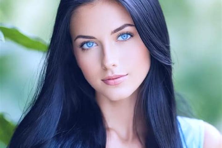 Jade, 29, a red blue-eyed mediterranean companion based in Hohenmoelsen. Offering Roleplay, Prostate Massage, A-Level, Domination. Available for incall and o...