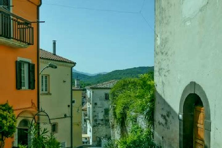 Jade, 29 — Escort in Carpinone, Italy