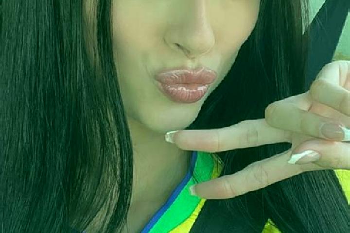 Jade, 29 — Escort in Matipo, Brazil