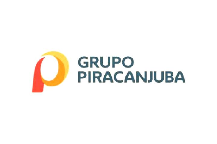Jade, 29 — Escort in Piracanjuba, Brazil