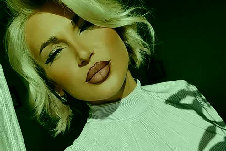 Jade, 29 — Escort in Ruginesti, Romania