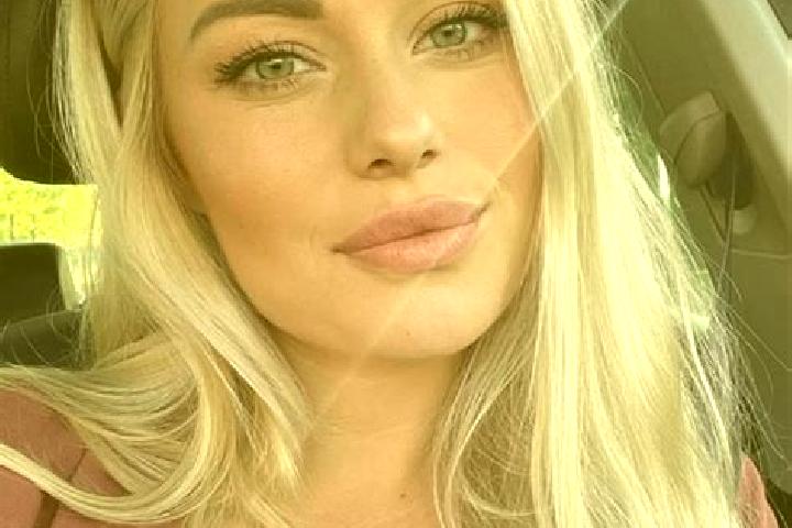 Jade, 30, a blonde hazel-eyed slavic companion based in Villers-Saint-Simeon. Offering Deep French Kissing, GFE, Erotic Massage, Tantra, Overnight. Available...
