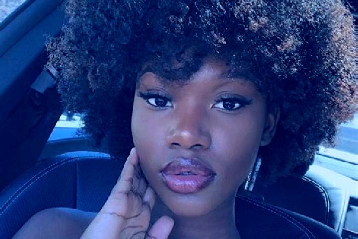 Jade, 30, a red dark-eyed ebony companion based in Piura La Vieja. Offering BDSM, Couples, Deep French Kissing, Dinner Date. Available for incall and outcall...