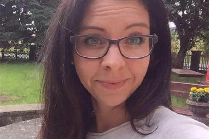 Jade, 30 — Escort in Dielmissen, Germany