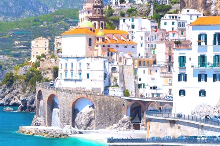 Jade, 30 — Escort in Pradleves, Italy