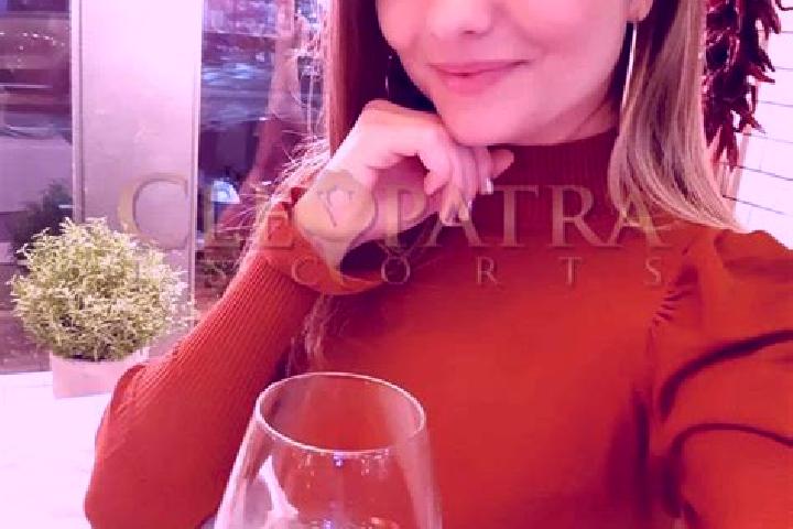 Jade, 31, a auburn dark-eyed caribbean companion based in Graefendhron. Offering A-Level, GFE, OWO, Erotic Massage, Dinner Date. Available for incall and out...