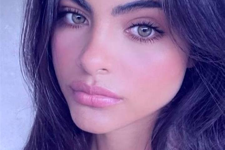 Jade, 31, a brunette grey-eyed indian companion based in Casalnoceto. Offering BDSM, Girlfriend Experience, Fetish, Party Girl. Available for incall and outc...