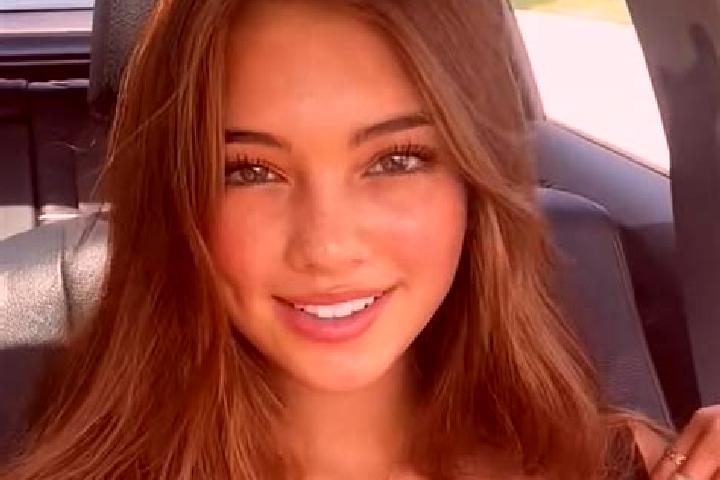 Jade, 31, a brunette grey-eyed latina companion based in Iskrivka. Offering OWO, Roleplay, Striptease, CIM. Available for incall and outcall, overnight booki...