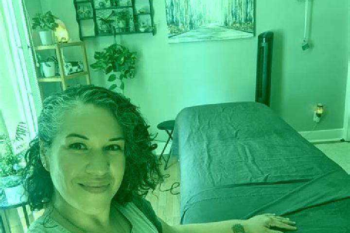 Jade, 31, a chestnut grey-eyed mixed companion based in Quintanilla del Molar. Offering Erotic Massage, Massage, Tantra. Available for incall and outcall, da...