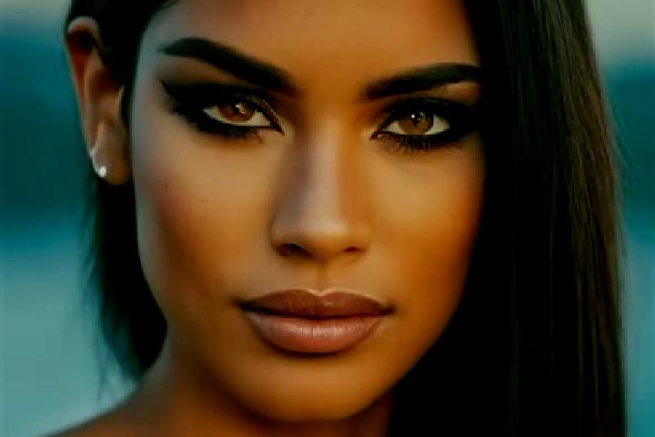Jade, 31, a dark blonde grey-eyed latina companion based in Vetluga. Offering 69, Girlfriend Experience, Roleplay, BDSM. Available for incall and outcall, da...