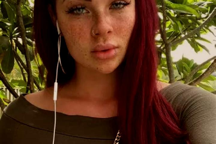 Jade, 31, a red brown-eyed indian companion based in Shinnecock Hills. Offering 69, A-Level, Overnight. Available for incall and outcall, day and evening dates.