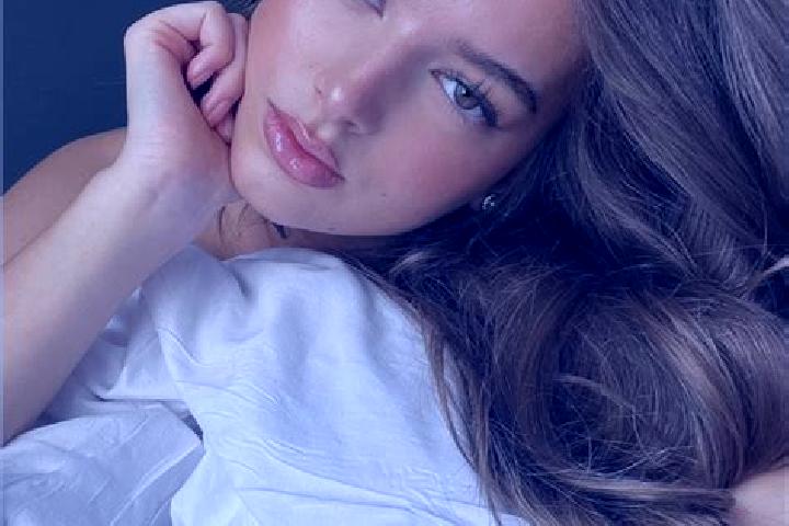 Jade, 31, a red hazel-eyed latina companion based in Sebt Jahjouh. Offering Prostate Massage, Erotic Massage, Travel Companion. Available for incall and outc...