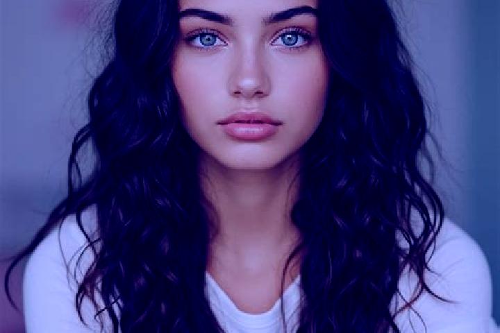 Jade, 32, a brunette hazel-eyed mediterranean companion based in Piedra Ancha. Offering Fetish, Travel Companion, Domination, Erotic Massage. Available for i...