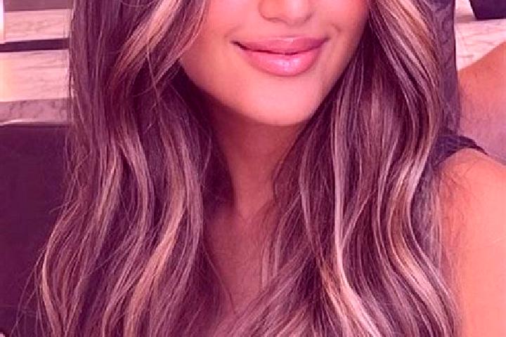 Jade, 32, a dark blonde brown-eyed ebony companion based in San Michele Tiorre. Offering Erotic Massage, Domination, Striptease, Party Girl, 69. Available fo...