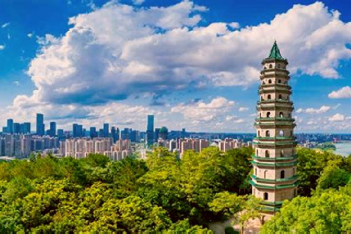 Jade, 32 — Escort in Qingxiu, China