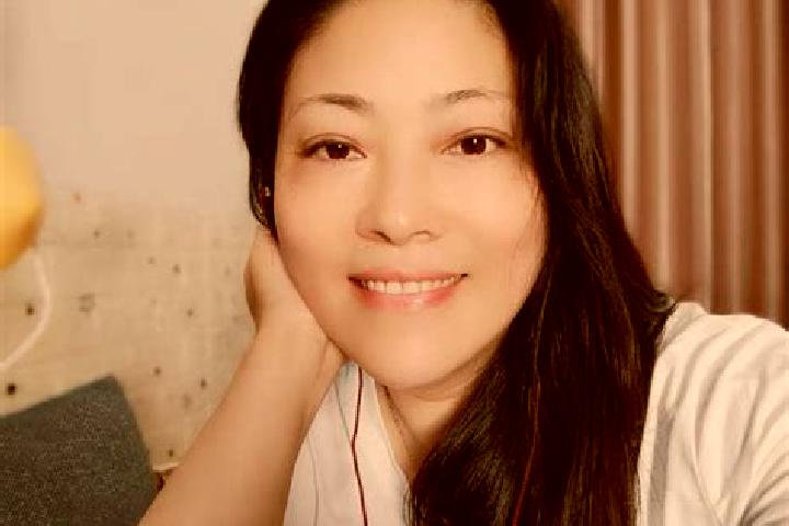 Jade, 32 — Escort in Shiling, China