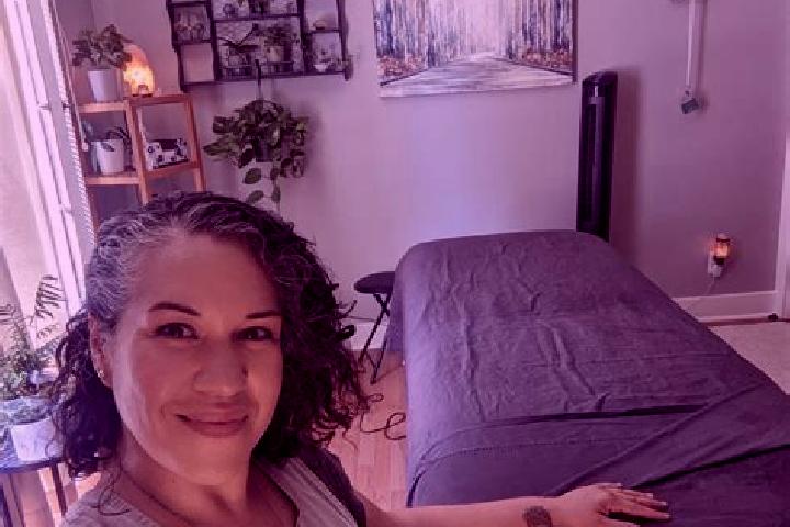 Jade, 33, a black grey-eyed caribbean companion based in Clenay. Offering Erotic Massage, Deep French Kissing, Dinner Date. Available for incall and outcall,...