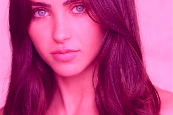 Jade, 33, a brunette grey-eyed caribbean companion based in Ardfinnan. Offering Dinner Date, Striptease, Prostate Massage, Fetish. Available for incall and o...
