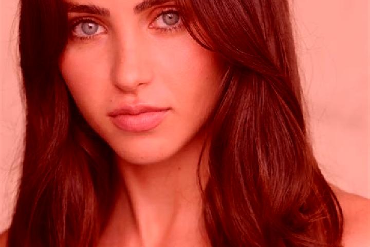 Jade, 33, a brunette hazel-eyed european companion based in Canoas. Offering Erotic Massage, CIM, Duos. Available for incall and outcall, day and evening dates.