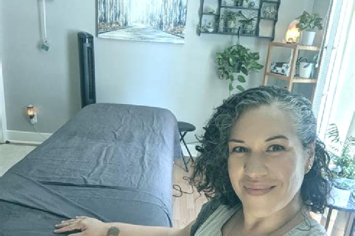 Jade, 33, a red amber-eyed latina companion based in Hoge Vucht. Offering Domination, Erotic Massage, Overnight, Prostate Massage. Available for incall and o...