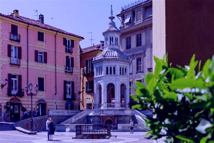 Jade, 33 — Escort in San Salvatore Monferrato, Italy