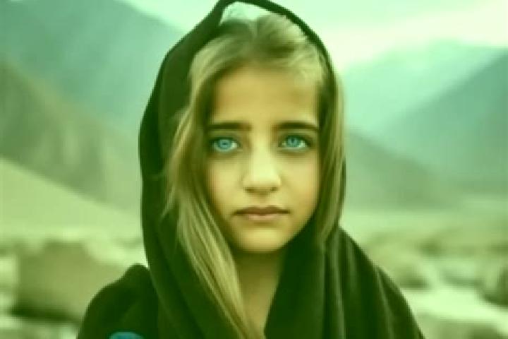 Jade, 34, a blonde amber-eyed middle eastern companion based in Civenna. Offering Tantra, BDSM, Massage. Available for incall and outcall, day and evening da...