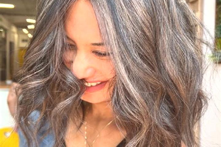 Jade, 34, a brunette grey-eyed latina companion based in Sindresti. Offering Massage, Party Girl, GFE. Available for incall and outcall, day and evening dates.