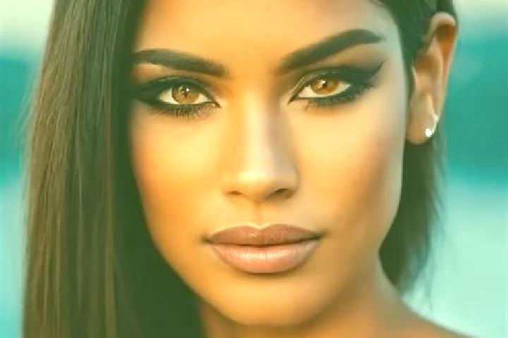 Jade, 34, a red dark-eyed latina companion based in Dagadji. Offering Deep French Kissing, OWO, A-Level. Available for incall and outcall, overnight bookings...
