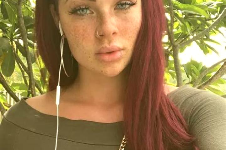 Jade, 34, a red green-eyed latina companion based in Beuveille. Offering Domination, Fetish, Erotic Massage. Available for incall and outcall, day and evenin...
