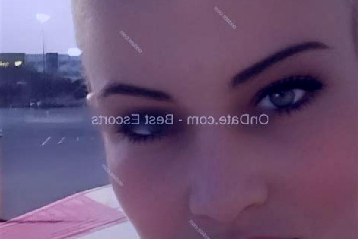 Jade, 34 — Escort in Hoehenberg, Germany