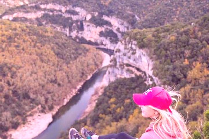 Jade, 35 — Escort in Gorges, France