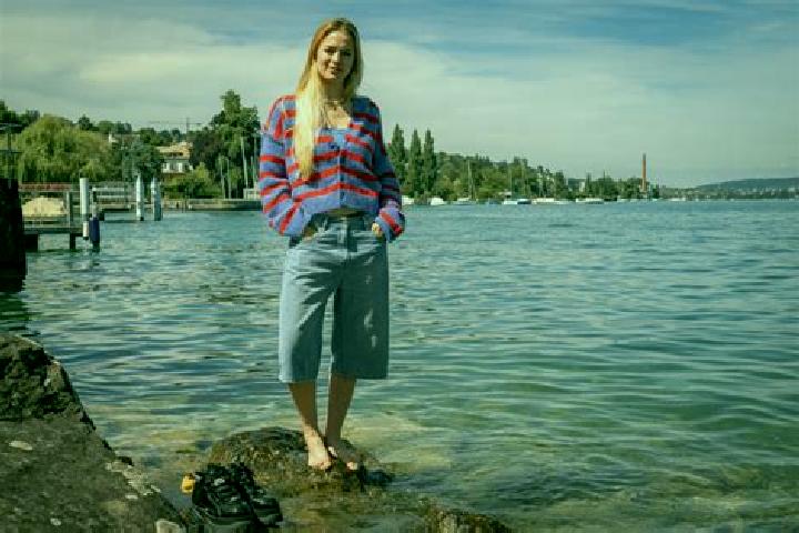 Jade, 35 — Escort in Kuesnacht, Switzerland