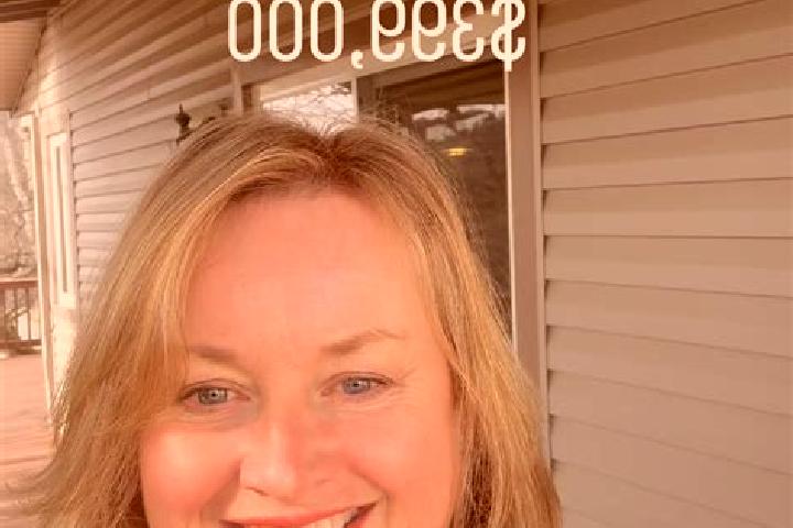 Jade, 35 — Escort in Lake Wildwood, United States