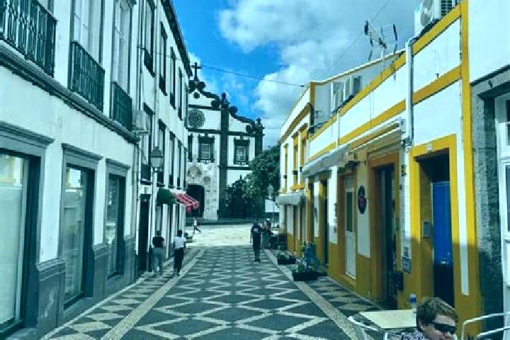 Jade, 35 — Escort in Ponta Delgada, Portugal