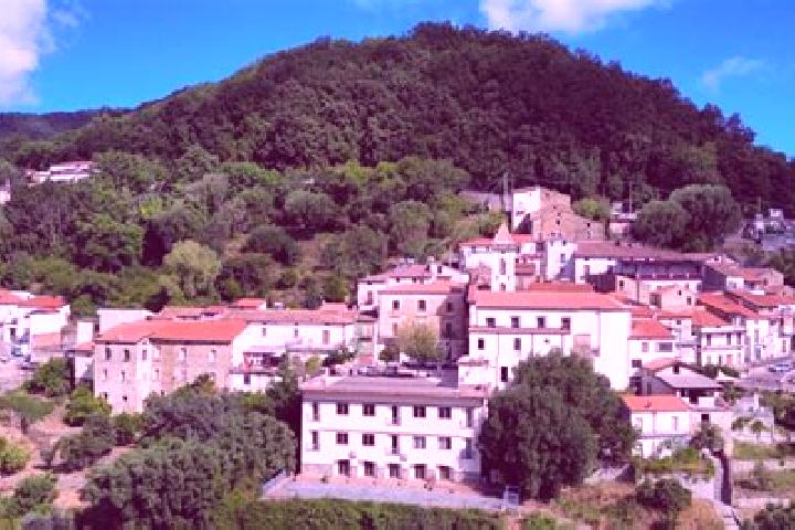 Jade, 35 — Escort in San Mauro la Bruca, Italy
