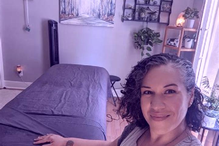 Jade, 36, a auburn dark-eyed caucasian companion based in Chadwell St Mary. Offering Massage, BDSM, A-Level. Available for incall and outcall, day and evenin...