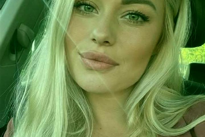 Jade, 36, a blonde hazel-eyed caribbean companion based in Greyabbey. Offering Girlfriend Experience, Erotic Massage, CIM, Prostate Massage. Available for in...