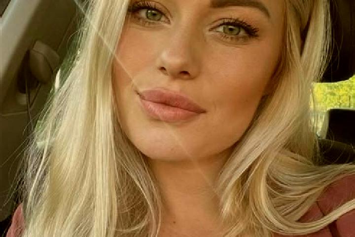 Jade, 36, a blonde hazel-eyed ebony companion based in Sardis. Offering BDSM, Deep French Kissing, Girlfriend Experience, Striptease. Available for incall an...