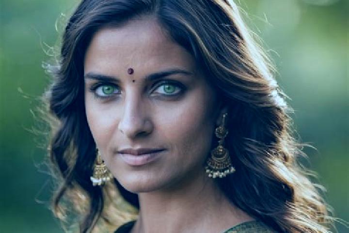 Jade, 36, a chestnut green-eyed indian companion based in Mishmar HaSharon. Offering Domination, 69, BDSM, Massage. Available for incall and outcall, overnig...