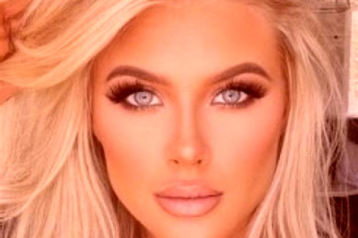 Jade, 36, a platinum blonde amber-eyed middle eastern companion based in Muncelu. Offering Overnight, Couples, A-Level. Available for incall and outcall, day...