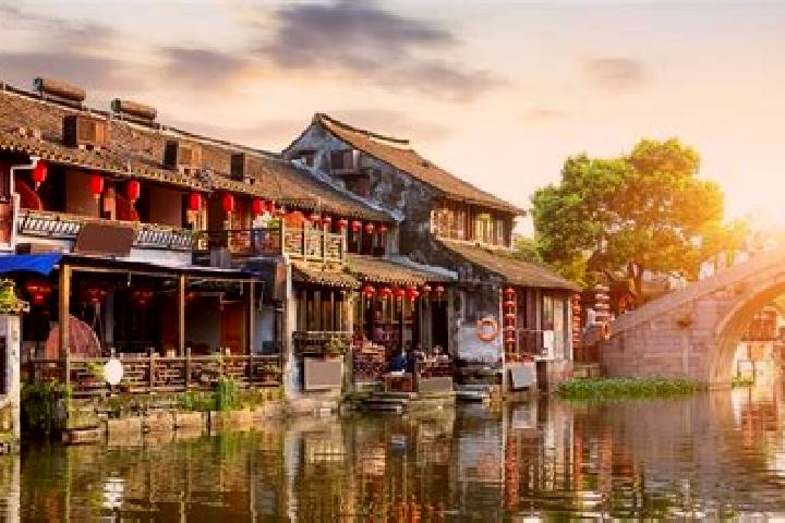 Jade, 36 — Escort in Jiaxing, China