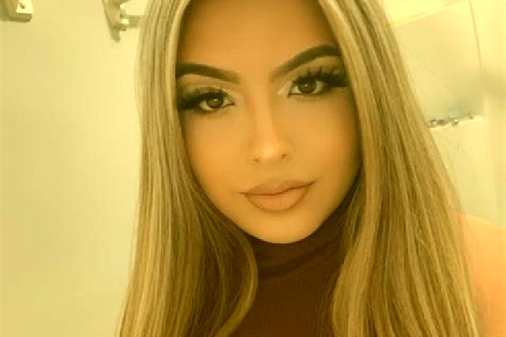 Jade, 37, a blonde amber-eyed latina companion based in Banjar Negari. Offering GFE, Party Girl, Girlfriend Experience, Overnight, BDSM. Available for incall...