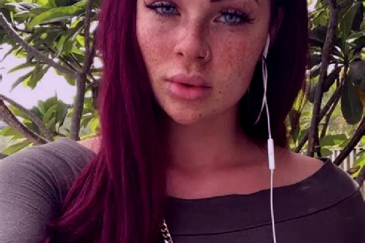 Jade, 37, a red grey-eyed mixed companion based in Monte Alegre de Sergipe. Offering BDSM, 69, OWO. Available for incall and outcall, day and evening dates.