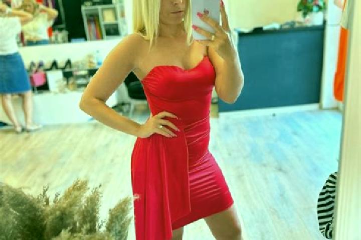 Jade, 37 — Escort in Botos, Serbia