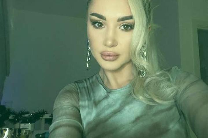 Jade, 38, a blonde amber-eyed caribbean companion based in San Miguel Coatlinchan. Offering GFE, BDSM, Roleplay. Available for incall and outcall, day and ev...