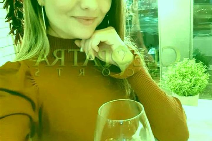 Jade, 38, a red grey-eyed slavic companion based in Steinau. Offering Dinner Date, A-Level, BDSM, Massage, OWO. Available for incall and outcall, overnight b...