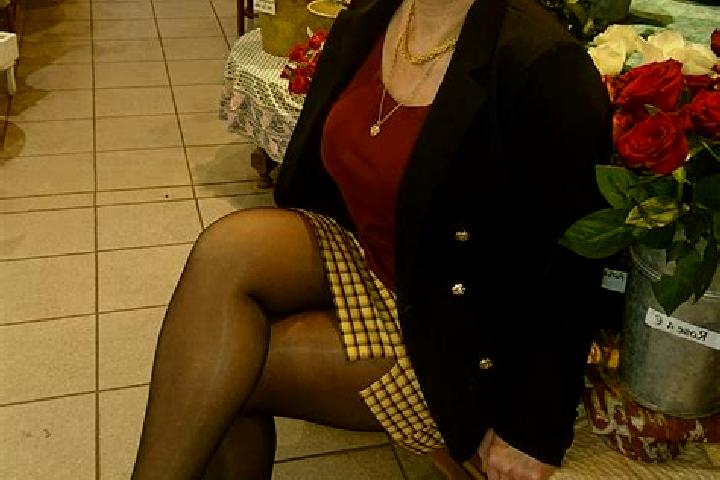 Jade, 38 — Escort in Canal Flats, Canada